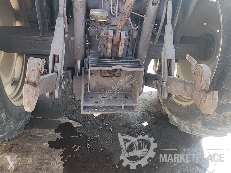 Сільськогосподарський трактор Massey Ferguson 3060