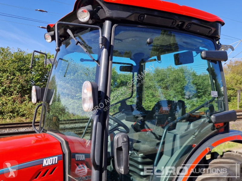 Tractor Kioti DK6020CH