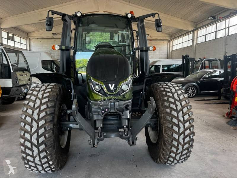 Lantbrukstraktor Valtra G125