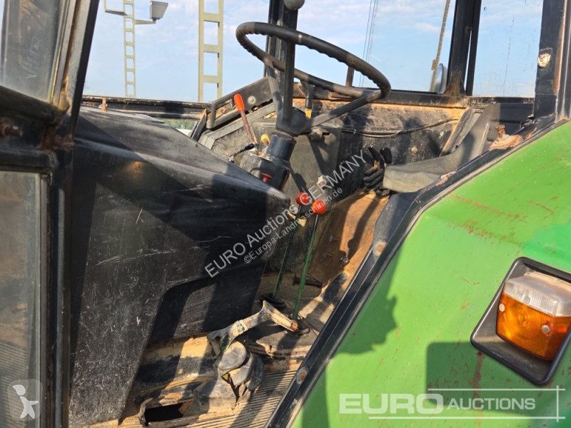 Lantbrukstraktor John Deere 2130