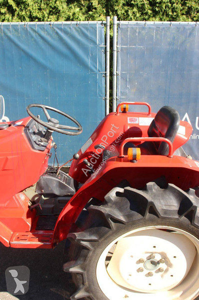 Lantbrukstraktor Yanmar YM 2010