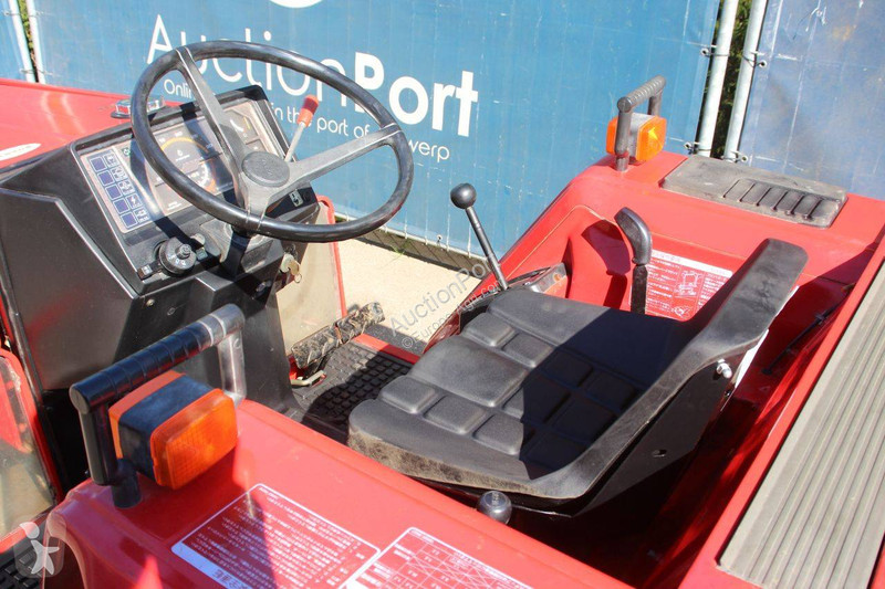 Lantbrukstraktor Yanmar F22