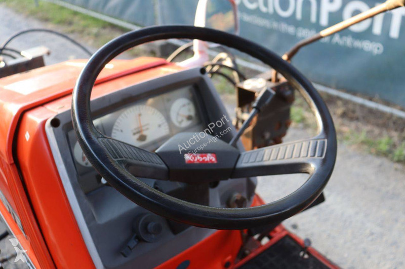 جرار زراعي Kubota A-155
