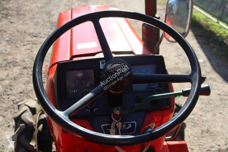 جرار زراعي Yanmar YM1720D