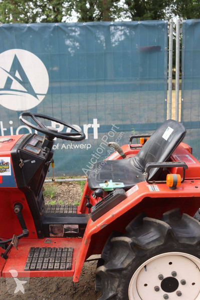 جرار زراعي Yanmar F14D