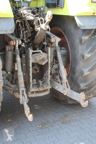 Tracteur agricole Claas Axion 930