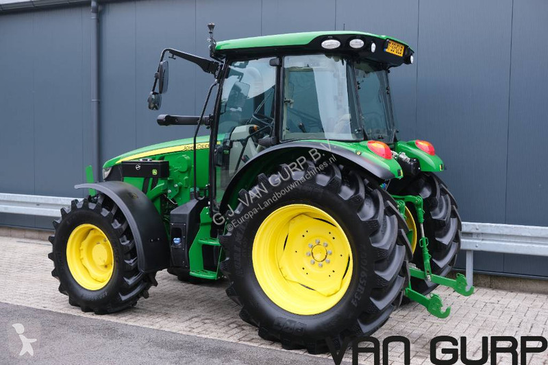 Сільськогосподарський трактор John Deere 5130 M...