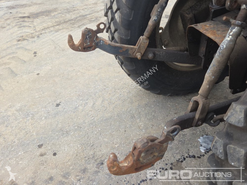 Сільськогосподарський трактор New Holland TCE55