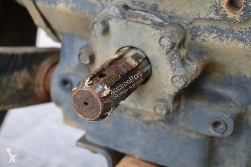 Сільськогосподарський трактор Yanmar...