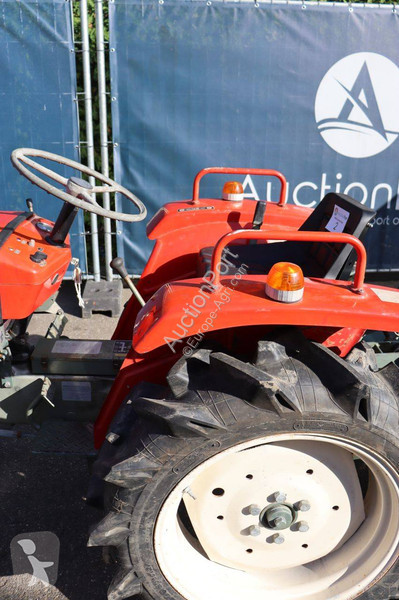 Tractor agrícola Yanmar YM1500