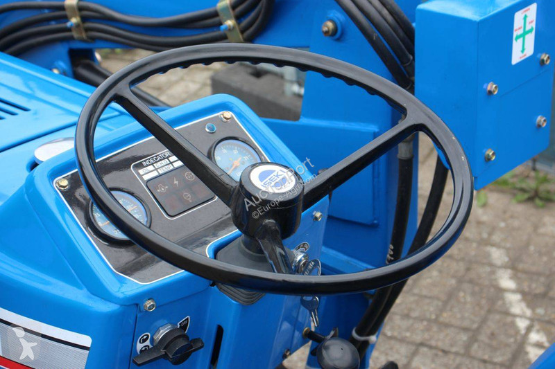 Tractor agrícola Iseki TU1700F