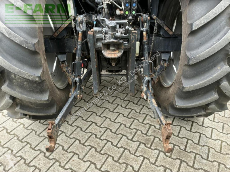 Tractor Case  farmall 105 u