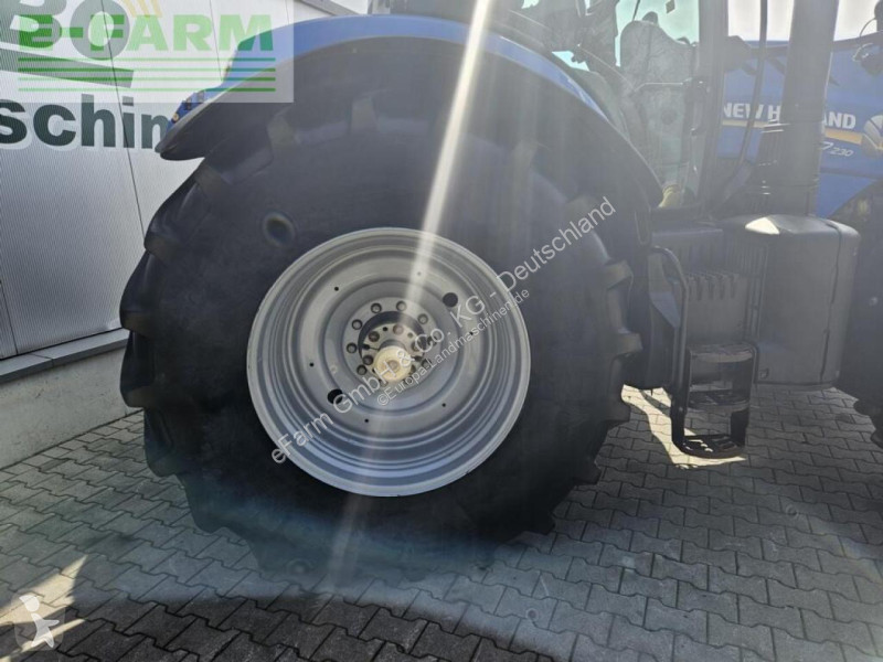 Tractor New Holland  t7.230 autocommand