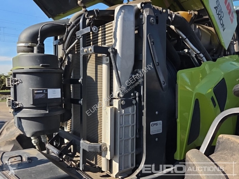 Tracteur agricole Claas Axion 830 CMATIC