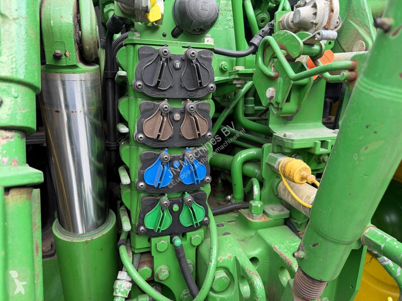 Tracteur agricole John Deere 6175R