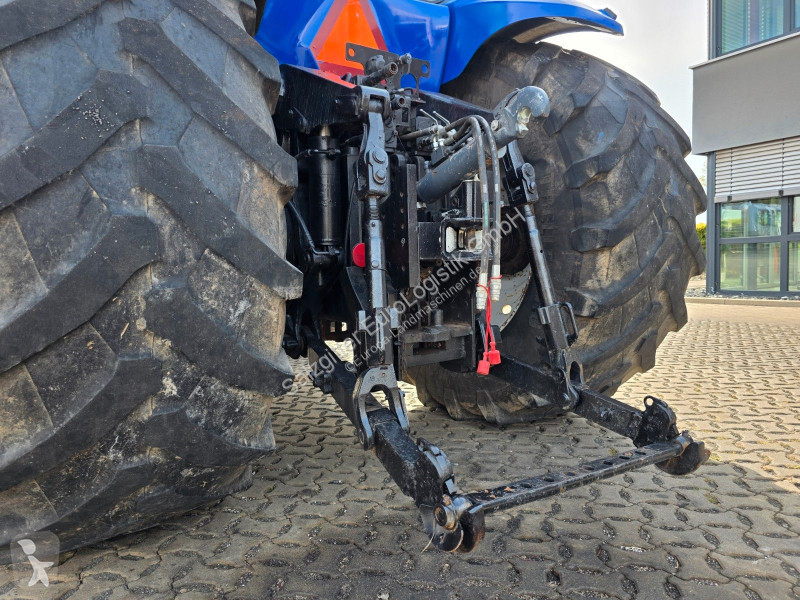 Tracteur agricole New Holland TG 230