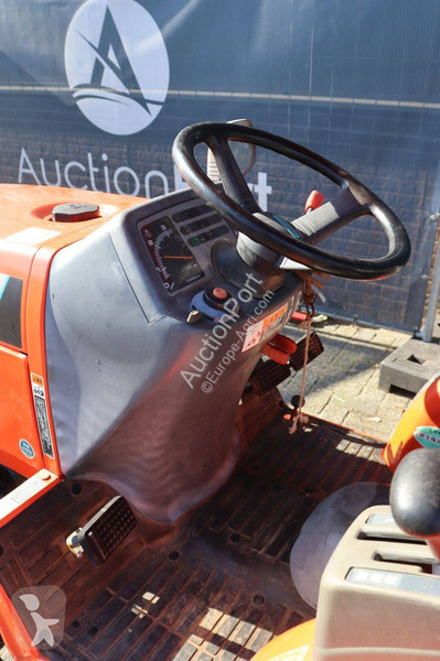 Tracteur agricole Kubota Granbia GB20