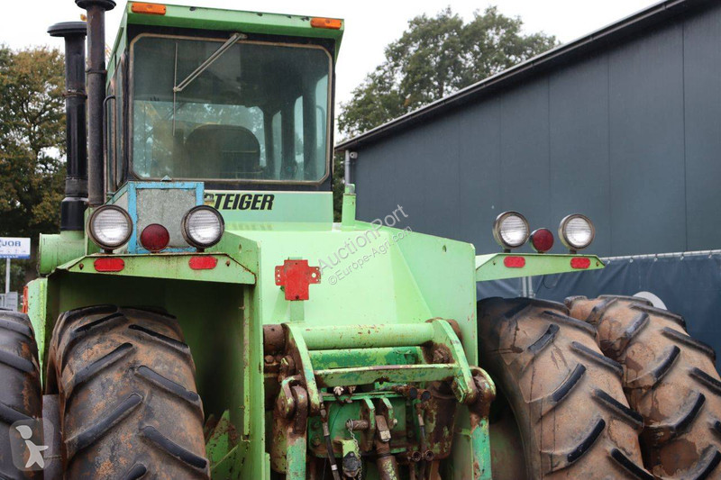 Zemědělský traktor  Bearcat PT225