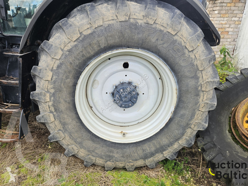 Tractor Valtra
