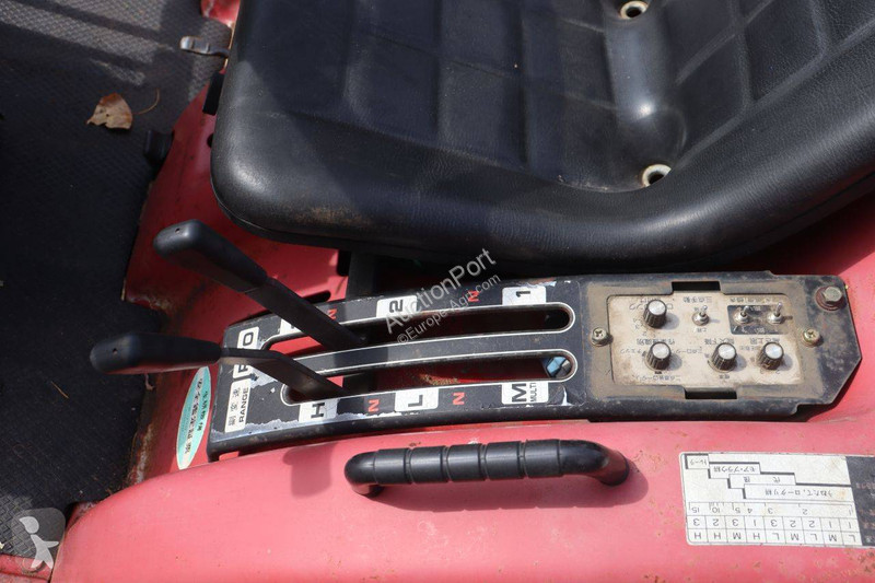 Tractor Shibaura P185F
