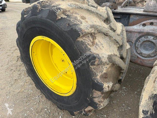 Ciągnik John Deere 1510G - CABINE TOURNANTE