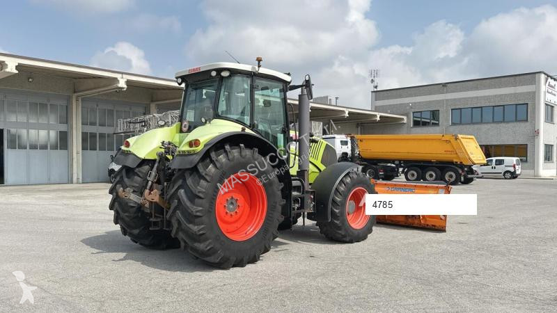 Tractor agrícola Claas Axion 810