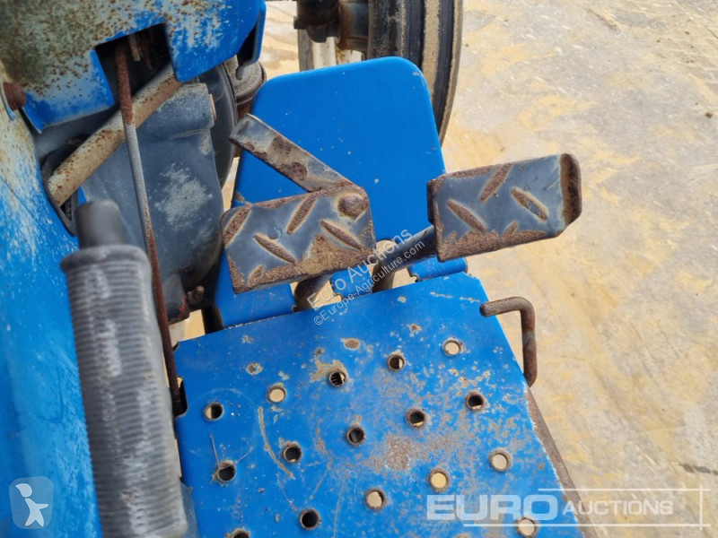 Lantbrukstraktor  TL2300