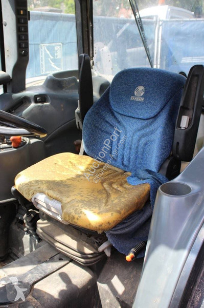 Tracteur agricole New Holland TN65D