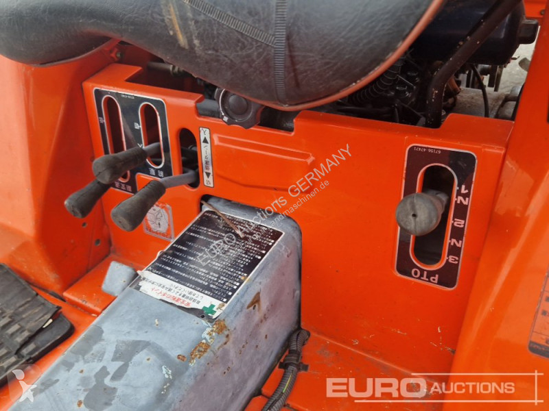 Трактор Kubota B40