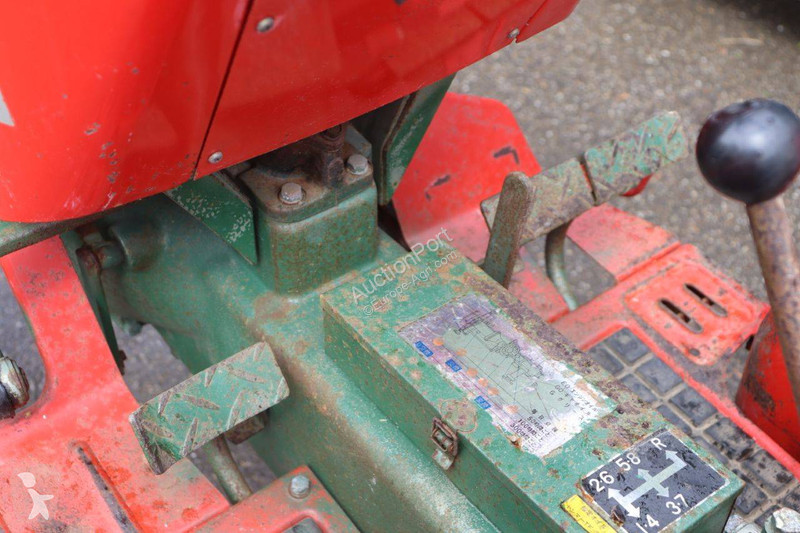 Lantbrukstraktor Yanmar 2TR20A