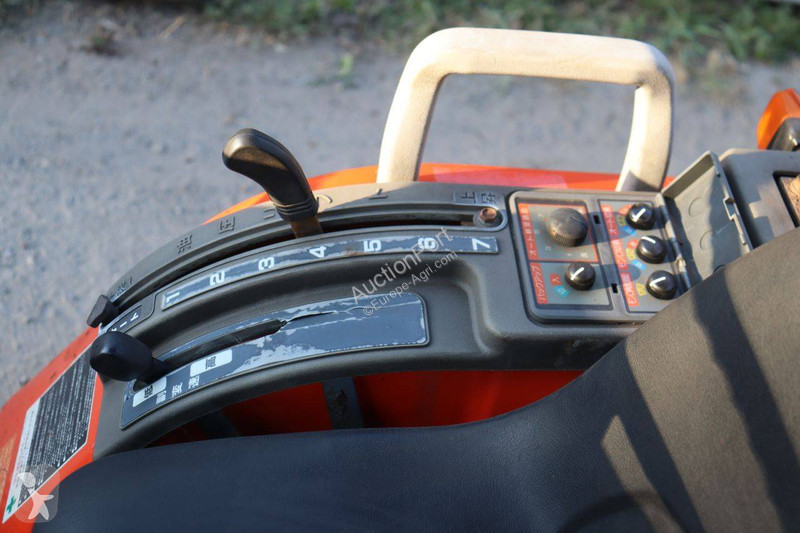 جرار زراعي Kubota A-155