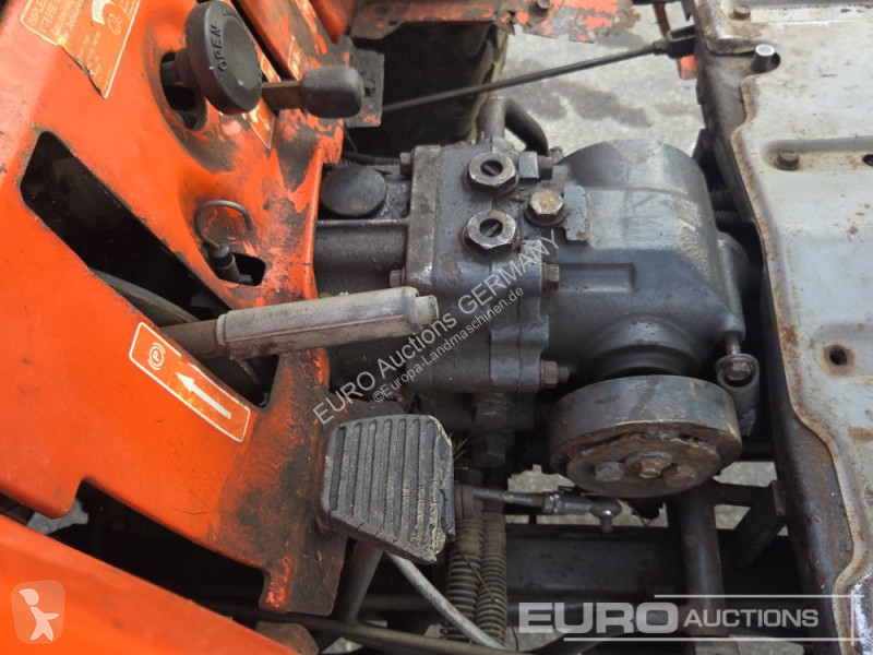 Tractor Kubota ST30