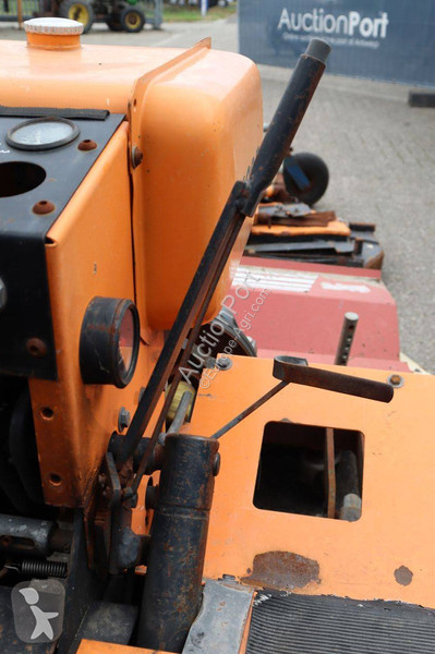Tractor Agria 8300-D
