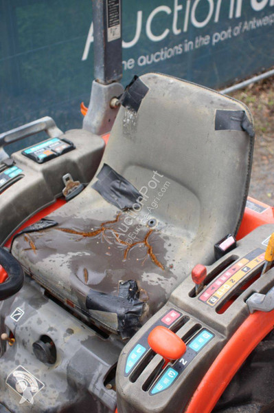 Сільськогосподарський трактор Kubota...