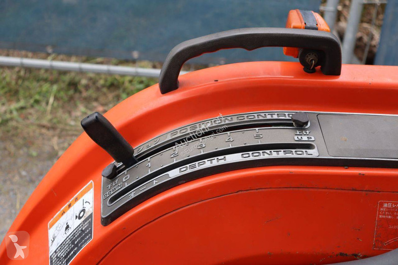 Kubota GT-5 tractor