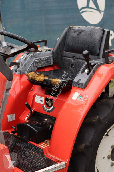 Mitsubishi MT15D tractor