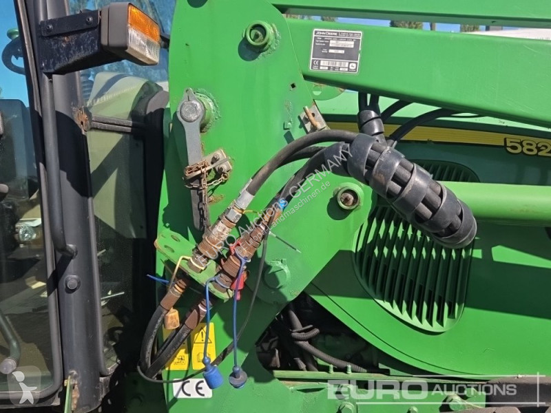 Tractor John Deere 5820