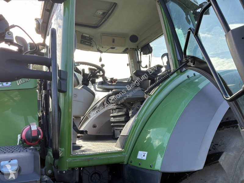 Tracteur agricole Fendt 828 Vario
