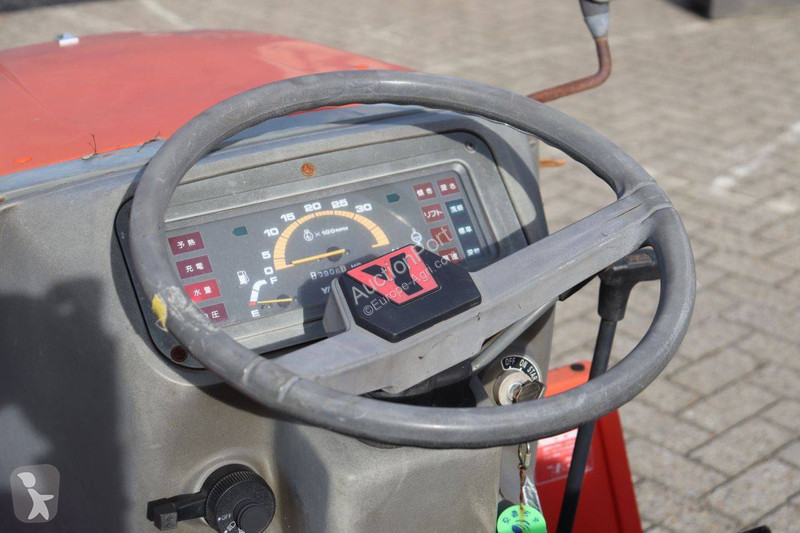 Tractor agrícola Yanmar F-7