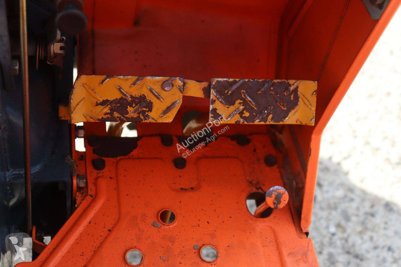 Tracteur agricole Kubota ZB1600