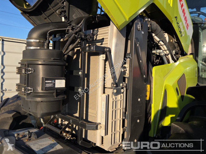 Tracteur agricole Claas Axion 810 CMATIC