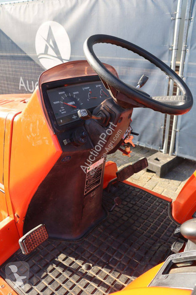 Tracteur agricole Kubota Saturn X-24
