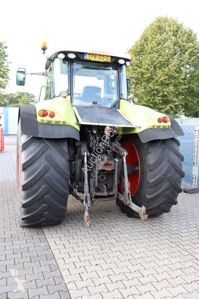 Zemědělský traktor Claas Axion 810