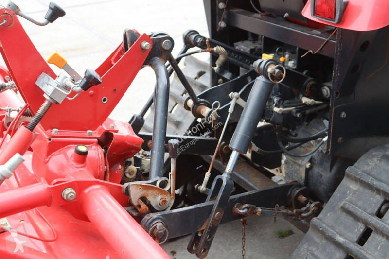 Zemědělský traktor Yanmar CT118