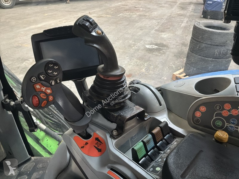 Zemědělský traktor New Holland T7.220 4WD SA