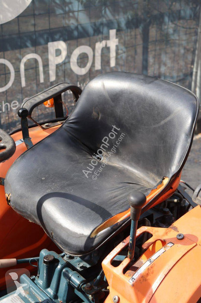 Tractor agrícola Kubota B1402-M