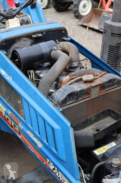 جرار زراعي Iseki TU180F