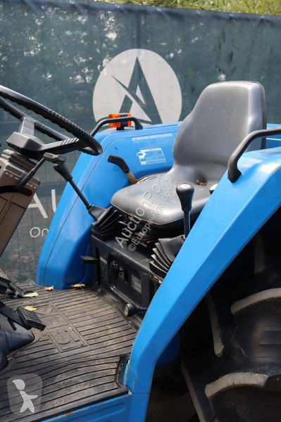 Tractor Iseki TA270F