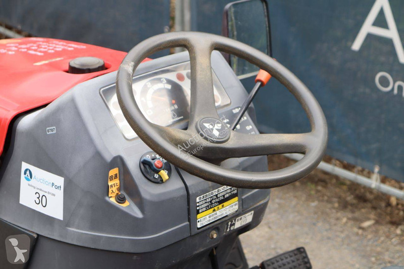 Tractor Mitsubishi GF150