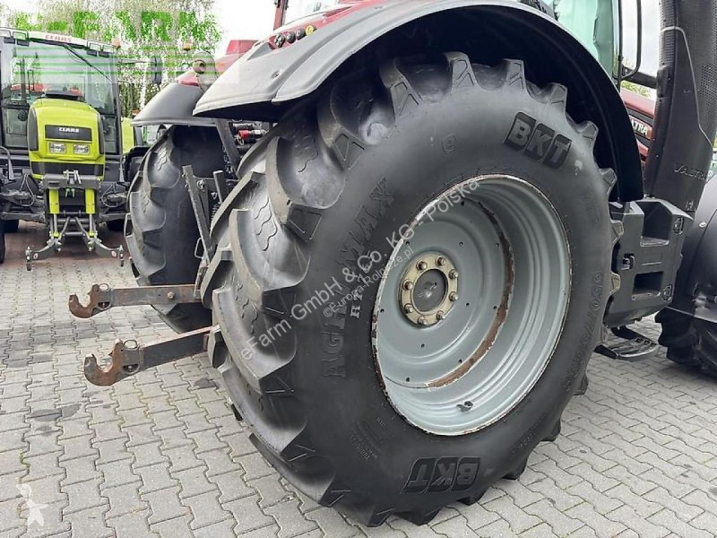 Valtra  t234 versu smarttouch tractor